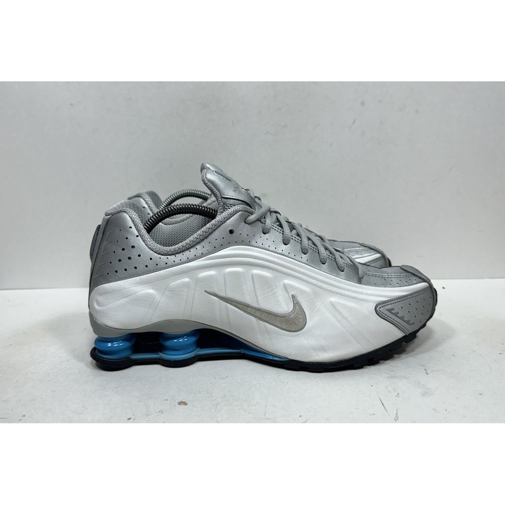 Nike Shox R4 Men's Size 10 Metallic Silver White Blue Lagoon HQ1988-005